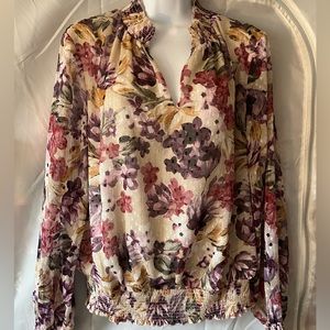 WHBM top size 8